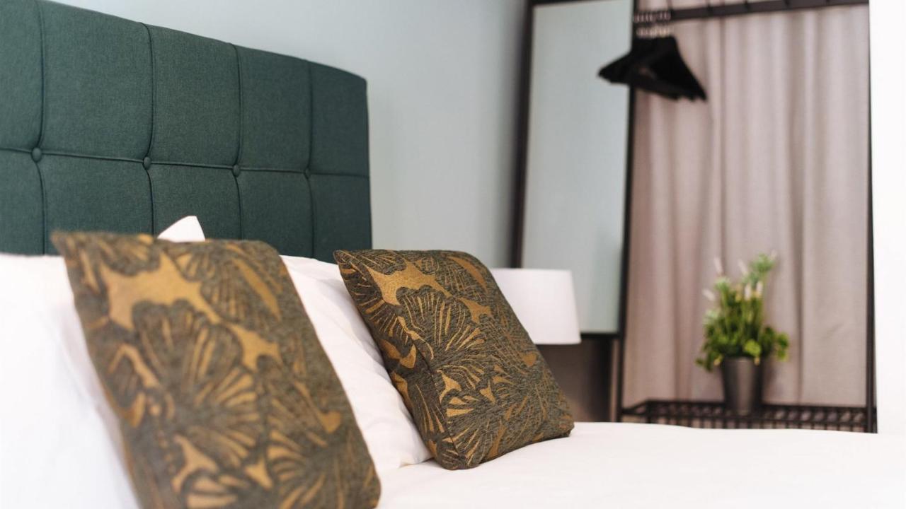 Chiqui And Vicente Suite Apartments Sevilla Exterior foto
